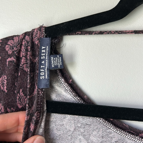 V-neck blouse - Picture 6 of 6